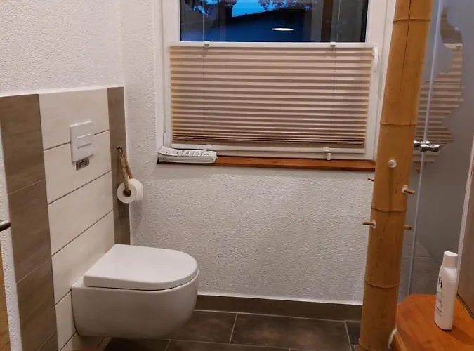 Elephants Haus Ost *